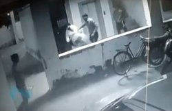 एमपी: बीजेपी विधायक के पति ने टोलकर्मी को पीटा, सामने आया सीसीटीवी विडियो