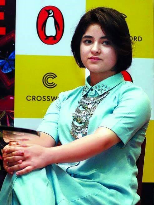 aamir khan, zaira wasim, secret superstar, dangal girl, zaira aamir, aamir khan secret superstar, zaira wasim secret superstar, secret superstar release date, secret superstar cast, aamir, zaira wasim singer, zaira wasim latest photos, dangal girl, zaira wasim