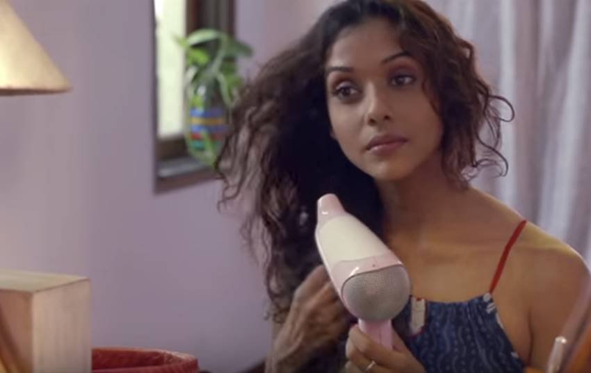 Bollywood and television actresses, Most Controversial Advertisements of Bipasha Basu, Karan Singh Grover, Most Controversial Advertisements of Sana Khan, Most Controversial Advertisements of Sunny Leone, television news in hindi, entertainment new