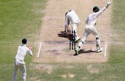 मोइन अली को इस तरह दिया आउट, क्रिकेट की दुनिया में मचा घमासान