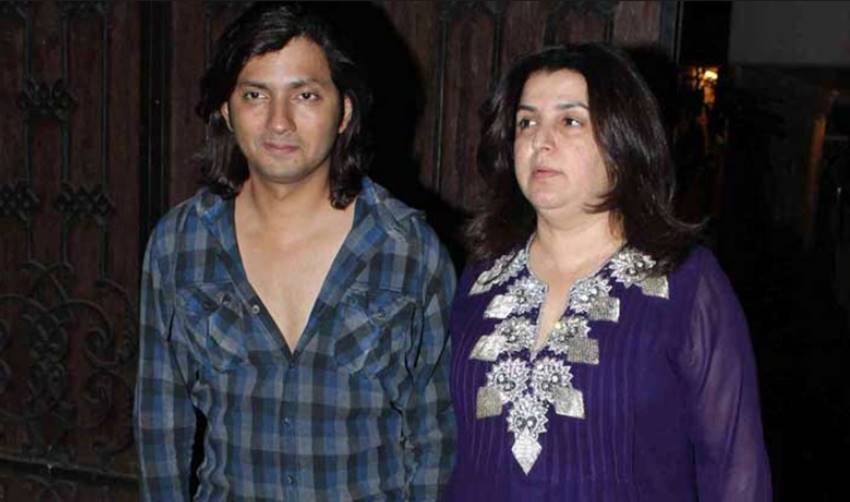 फराह खान: फराह खान के पति ने शाहरुख खान और उनकी फिल्म 'रा-वन' को लेकर एक स्टेटमेंट दे दिया था। जनवरी साल 2012 में अग्निपथ की सक्सेस पार्टी में फराह उस वक्त शर्मिंदी हो गईं जब उनके पति शिरीश ने शाहरुख के अंबीशियस प्रोजेक्ट रा-वन को लेकर कॉमेंट कर दिया था। वहीं शाहरुख इससे थोड़ा खफा नजर आए। इस दौरान फराह खान ने अपने पति की तरफदारी की थी। लेकिन बॉलीवुड में सब कुछ जो होता है वह हमेशा के लिए नहीं रहता है। जी हां, जल्द ही बेस्टी शाहरुख और फराह के बीच में जो गलतफहमियां थीं वह दूर हो गईं। इसके बाद एक बार फिर से शाहरुख और फराह की दोस्ती हुई।