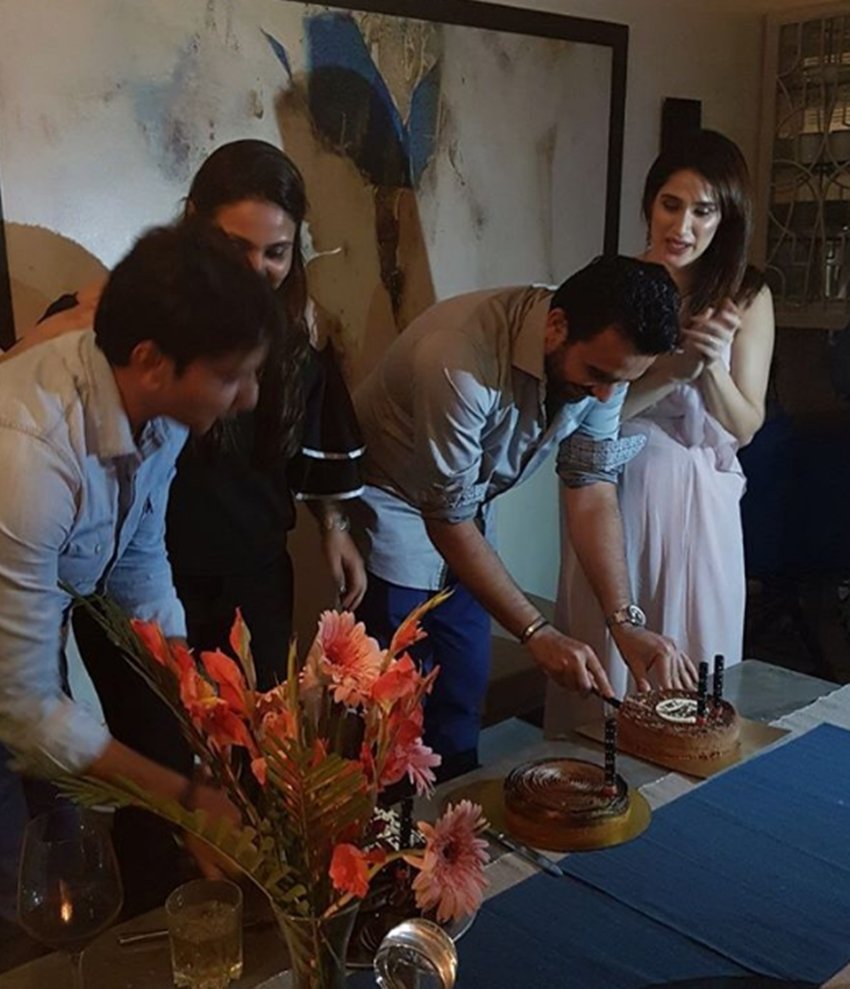Zaheer Khan to marry Sagarika Ghatge, Sagarika Ghatge, Zaheer Khan, see pictures of Zaheer Khan marriage, entertainment news, bollywood news, television news