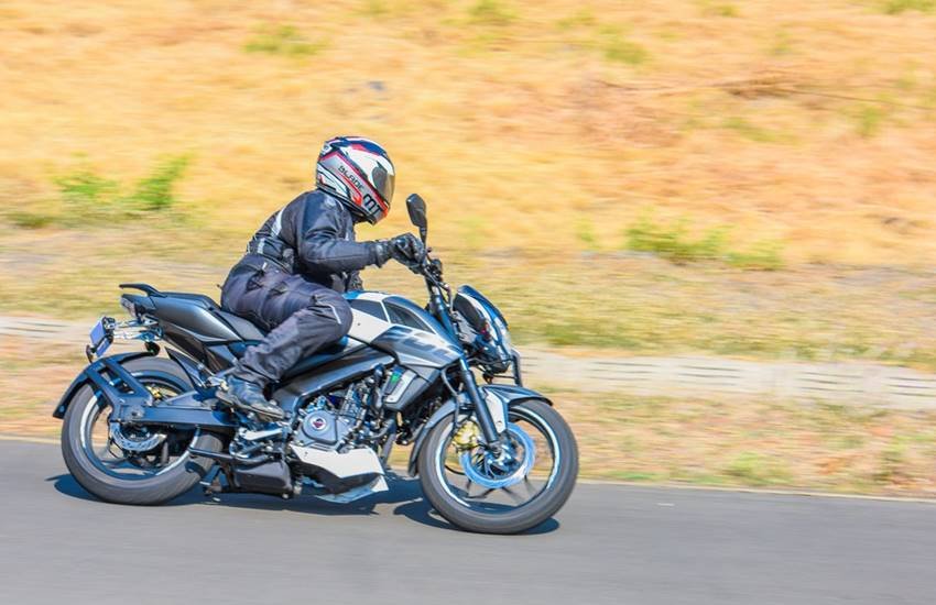 Bajaj pulsar NS 200NS