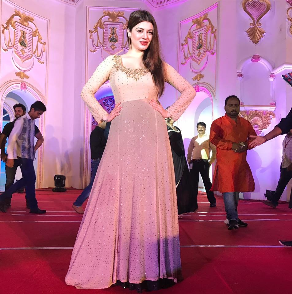 Kainaat Arora movie, Kainaat Arora photos, Kainaat Arora, Kainaat Arora movie viral pics, Kainaat Arora harleen mann, harleen mann punjab police, harleen mann photos, harleen mann images, harleen mann punjab police photos, harleen mann punjab police sho, harleen mann punjab police pics, harleen mann pic, harleen mann punjab police images, punjab police harleen mann, harleen mann viral photos, trending news updates
