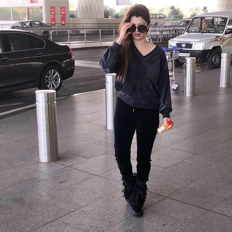 Kainaat Arora movie, Kainaat Arora photos, Kainaat Arora, Kainaat Arora movie viral pics, Kainaat Arora harleen mann, harleen mann punjab police, harleen mann photos, harleen mann images, harleen mann punjab police photos, harleen mann punjab police sho, harleen mann punjab police pics, harleen mann pic, harleen mann punjab police images, punjab police harleen mann, harleen mann viral photos, trending news updates
