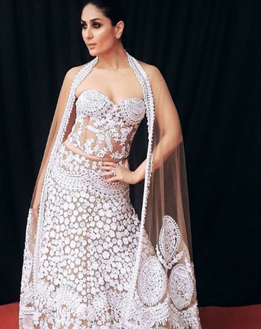 Kareena Kapoor Khan, kareena latest photoshoot, kareena photoshoot for Harpers Bazaar, kareena in Harpers Bazaar Bride Indias November issue, see Kareena Kapoor hd pictures, entertainment news, bollywood news, television news, entertainment news, bollywood news