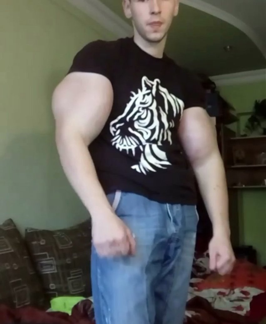 Kirill Tereshin, Weird Body, Bodybuilding, Bodybuilding Side Effects, Whey Protein Side Effects, Nutritional Body Side Effects, Kirill Tereshin Instagram, Kirill Tereshin Photos, Bodybuilding Experiments, Build Body in 10 Days