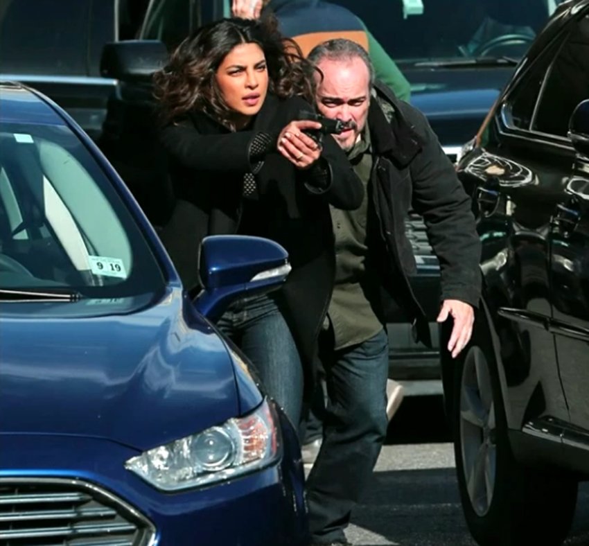 Desi Girl, Desi Girl Priyanka Chopra, Desi Girl New look, Priyanka Chopra New, New look of Priyanka, Priyanka Chopra new look, Total Transformation of Priyanka Chopra, Priyanka Chopra in Quantico season 3, see photos of Priyanka Chopra, entertainment news, bollywood news, television news
