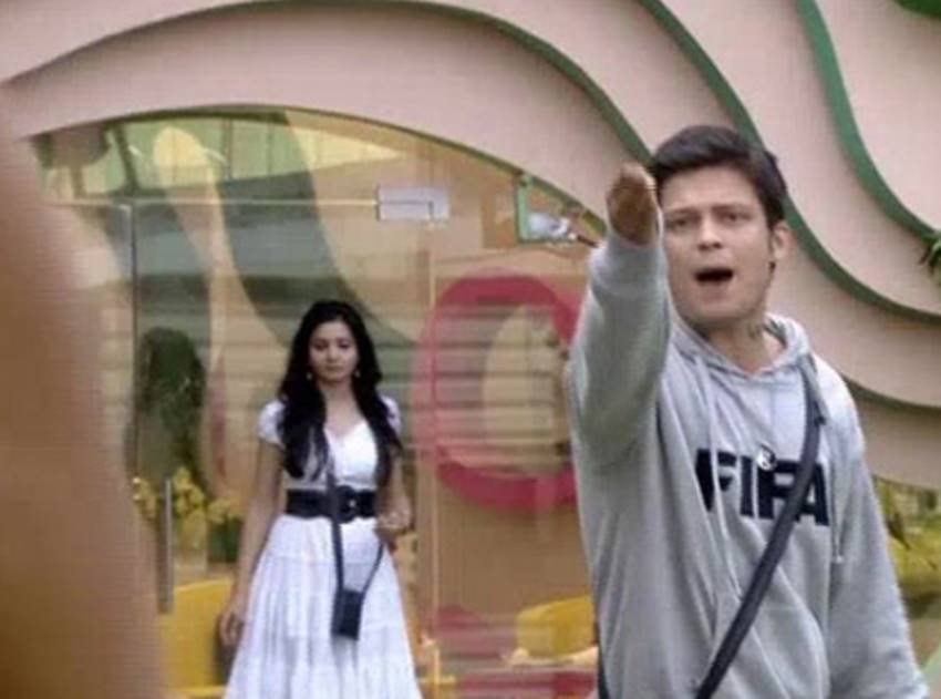 10 Ex Contestants of Bigg Boss house, Bigg Boss housemates Who Fight With Salman Khan, Zubair Khan, Priyanka Jagga, om, Kushal Tandon, 10 Ex Contestants of Bigg Boss house, Bigg Boss housemates Who Fight With Salman Khan, Zubair Khan, Priyanka Jagga, om, Kushal Tandon
