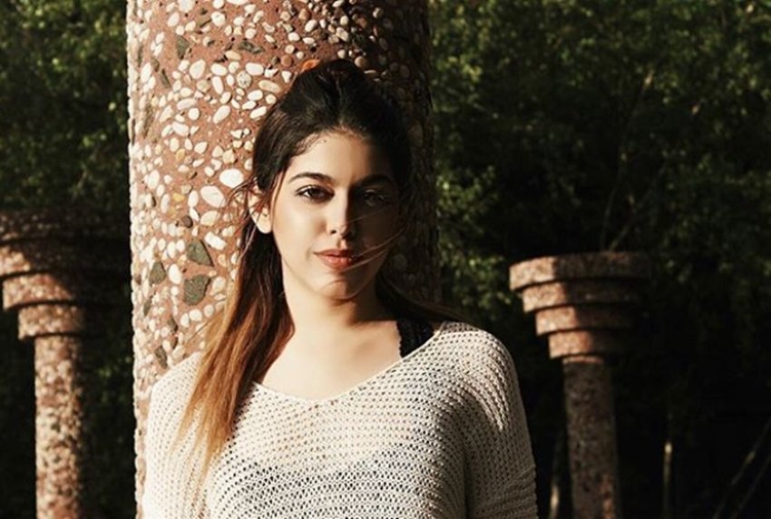 Pooja Bedi, Pooja Bedi Daughter, Aalia Furniturewalla, Aalia Furniturewalla Pictures, Aalia Furniturewalla Images, Aalia Furniturewalla Photos, Aalia Furniturewalla Bollywood Debut, Aalia Furniturewalla Hot photos, Aalia Furniturewalla and Jhanvi