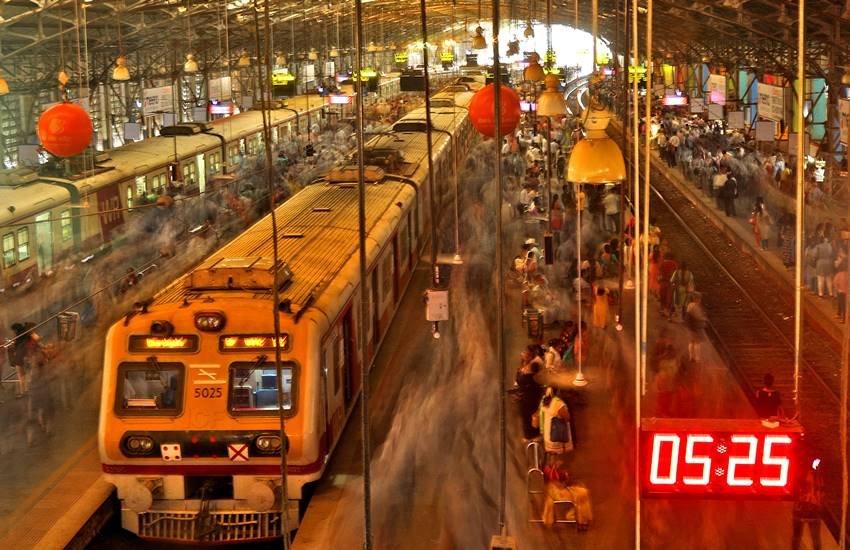 Railway Recruitment Cell 2017: आवेदन करने की आखिरी तारीख 30 नवंबर, 2017 है। 