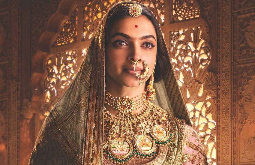 Padmavati Controversy, Padmavati Karni Sena, Padmavati Movie, Padmavati Full Movie Online, Padmavati Jaipur Fort, Padmavati Nahargarh Controversy, Padmavati REview