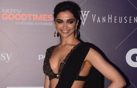 Deepika Padukone, Deepika Padukone Padmavati, Deepika Padukone Clevage, Deepika Padukone Hot Pics, Deepika Padukone Controversy, Deepika Padukone Trolled, Deepika Padukone Nasty Comments, Deepika Padukone Sari Picture, Deepika Padukone Black Saree