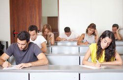 SSC CHSL Recruitment 2017: यहां जानें परीक्षा पैटर्न, आवेदन प्रक्रिया और सभी महत्वपूर्ण जानकारी