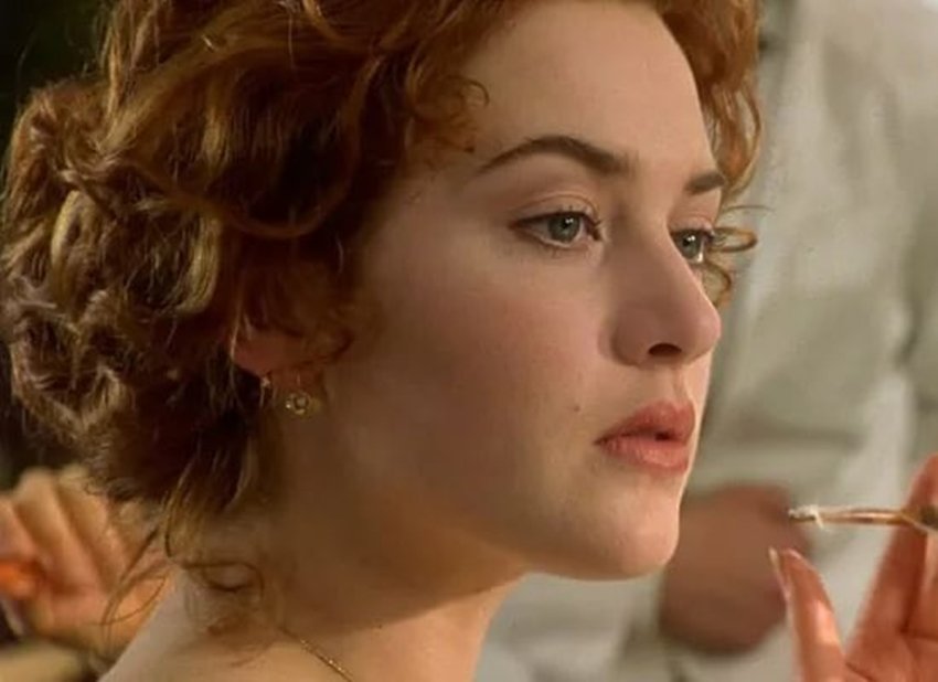 Rejected Hollywood Actresses, Hollywood Actresses Rejected From Industry, Reese Witherspoon, Kat Dennings, Kate Winslet, Sarah Jessica Parker, Lea Michele, Meryl Streep, Jennifer Lawrence, Lena Dunham, Mindy Kaling, Winona Ryder