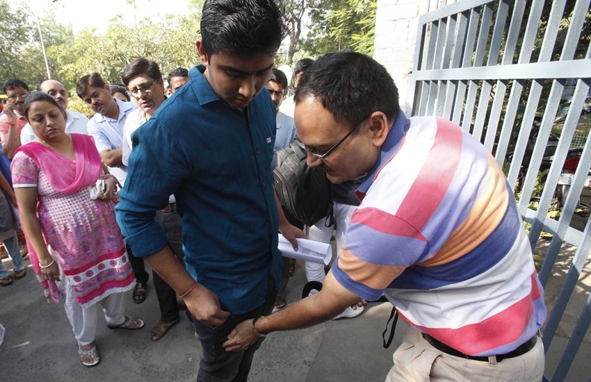 ibps, ibps clerk, ibps clerk admit card, ibps clerk admit card 2017, ibps.in, www.ibps.in, ibps clerk prelims admit card 2017, ibps admit card, ibps admit card 2017, ibps clerk hall tickets, ibps in, ibps admit card 2017 download, ibps clerk exam 2017