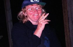 पति की हत्या कर लाश को छीला और पकाया, फिर बच्चों को खाने के लिए प्लेट में परोसा