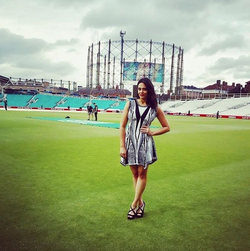 who is Mayanti Langer, Mayanti Langer Photos, Mayanti Langer Images, Mayanti Langer news, Mayanti Langer updates, Mayanti Langer instagram photos, Mayanti Langer Champions Trophy, Mayanti Langer IPL