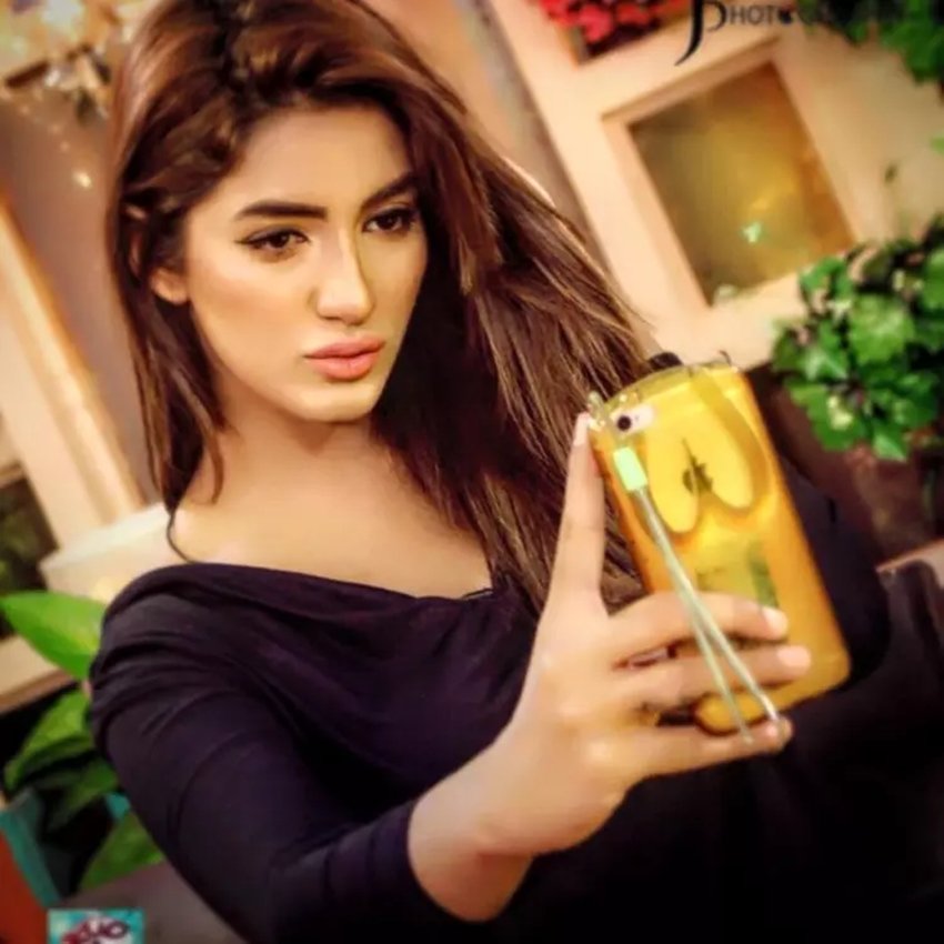 Sexiest Pakistani Women, Sexiest Pakistani Girls, Sexiest Pakistani Actresses, Most Beautiful Pakistani Girls, Mehreen Syed, Syra Shehroz, Sohai Abro, Sanam Baloch, Aiza Khan, Ayesha Khan, Hania Aamir, Mathira, Maya Ali, Most Popular Pakistani Actresses