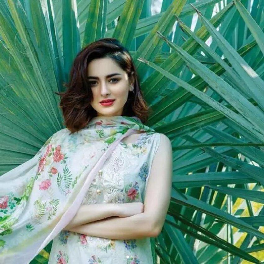 Sexiest Pakistani Women, Sexiest Pakistani Girls, Sexiest Pakistani Actresses, Most Beautiful Pakistani Girls, Mehreen Syed, Syra Shehroz, Sohai Abro, Sanam Baloch, Aiza Khan, Ayesha Khan, Hania Aamir, Mathira, Maya Ali, Most Popular Pakistani Actresses