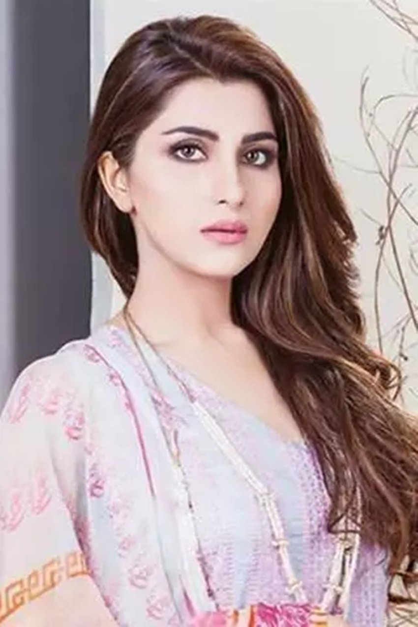 Sexiest Pakistani Women, Sexiest Pakistani Girls, Sexiest Pakistani Actresses, Most Beautiful Pakistani Girls, Mehreen Syed, Syra Shehroz, Sohai Abro, Sanam Baloch, Aiza Khan, Ayesha Khan, Hania Aamir, Mathira, Maya Ali, Most Popular Pakistani Actresses