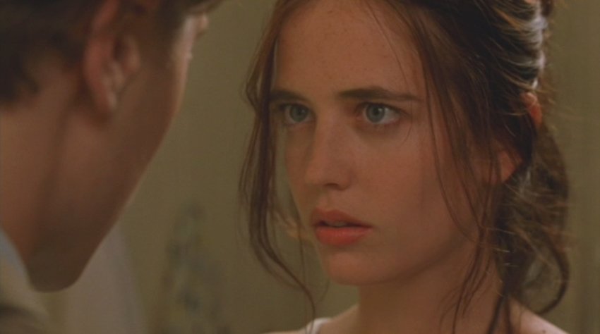 Boldest Actress, Most Bold Scenes, Bold Actresses, Actress with Bold Scenes, Jennifer Connelly, Scarlett Johansson, Naomi Watts, Penélope Cruz, Eva Green, Anne Hathaway, Natalie Portman, Hilary Swank, Léa Seydoux, Charlotte Gainsbourg