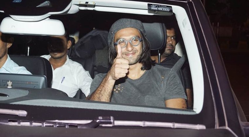 deepika padukone, padmavati, ranveer singh, deepika padukone padmavati party, ranveer deepika, siddharth malhotra, alia bhatt, sara ali khan, jhanvi kapoor, gauri khan, karan johar, kriti sanon, ishaan khattar, ranveer singh film, deepika padukone films, padmavati news, padmavati release