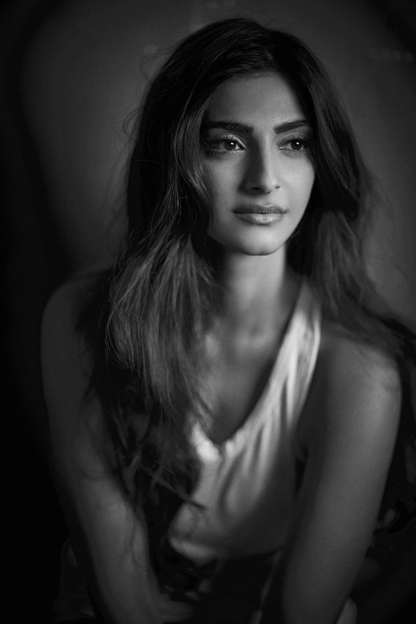 Aishwarya Rai Beauty Secrets, Deepika Padukone Beauty Secrets, Priyanka Chopra Beauty Secrets, Sonam Kapoor Beauty Secrets, Sonakshi Sinha Beauty Secrets, Nargis Fakhri Beauty Secrets, Bipasha Basu Beauty Secrets, Beauty Tips, Make Up, Diet Schedule