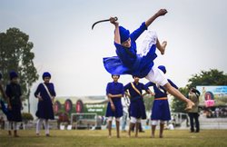 ’12 बज गए’ वाले जोक की असलियत जानेंगे तो सरदारों के सम्मान में झुक जाएगा सिर, पढ़ें पूरी कहानी