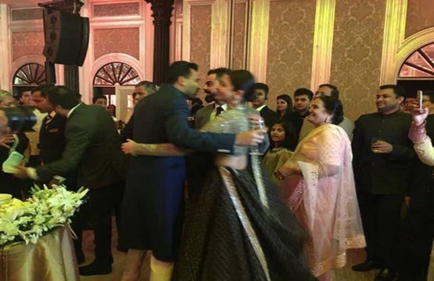 Virat Kohli, Anushka Sharma, Zaheer Khan, Sagarika Ghatge, wedding reception, Zaheer Khan and Sagarika Ghatge, Zaheer Khan wedding reception, Zaheer Khan and Sagarika Ghatge wedding reception, Zaheer Khan wedding reception Pics, Zaheer Khan wedding reception photoes