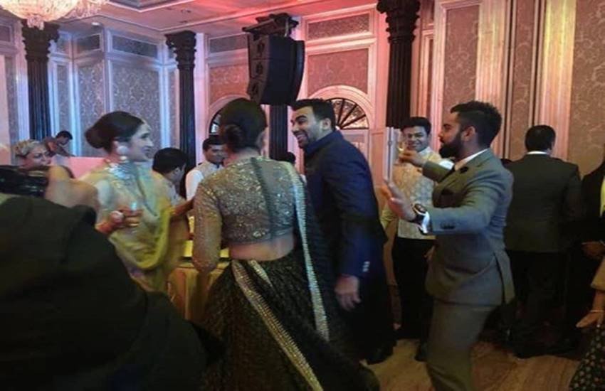 Virat Kohli, Anushka Sharma, Zaheer Khan, Sagarika Ghatge, wedding reception, Zaheer Khan and Sagarika Ghatge, Zaheer Khan wedding reception, Zaheer Khan and Sagarika Ghatge wedding reception, Zaheer Khan wedding reception Pics, Zaheer Khan wedding reception photoes