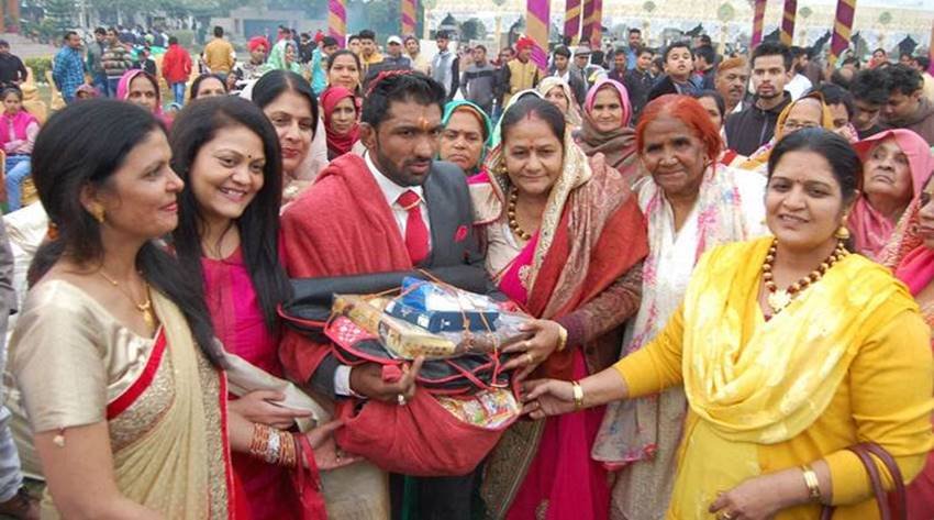 happy Birthday yogeshwar dutt, yogeshwar dutt, yogeshwar dutt life, yogeshwar dutt diet, Yogeshwar Dutt news, Yogeshwar Dutt videos Yogeshwar Dutt photos Yogeshwar Dutt latest updates, yogeshwar dutt life, yogeshwar dutt fight, yogeshwar dutt facts, yogeshwar dutt photos, yogeshwar dutt wife photos, yogeshwar dutt medal, yogeshwar dutt records, yogeshwar dutt wife awards, jansatta