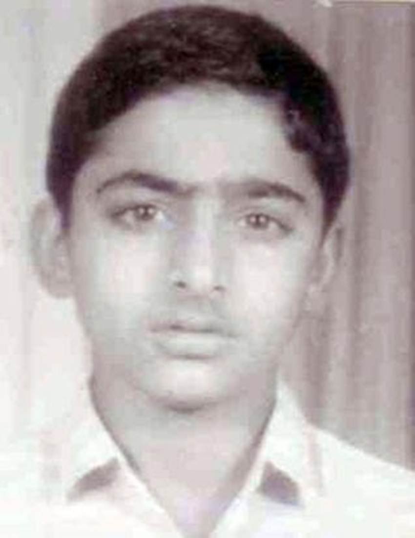 childhood photos of maneka gandhi, Sonia Gandhi, Rahul Gandhi childhood,Akhilesh Yadav Childhood Pic, Dimple yadav childhood, 14 november, Childrens day, indian politicians childhood photos, childrens day 2017, Childrens day 2017 speech, Childrens day images, Happy Childrens day,