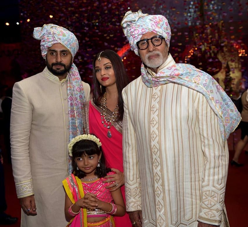 amitabh bachchan, abhishek, aishwarya, shweta nanda, jaya bachchan