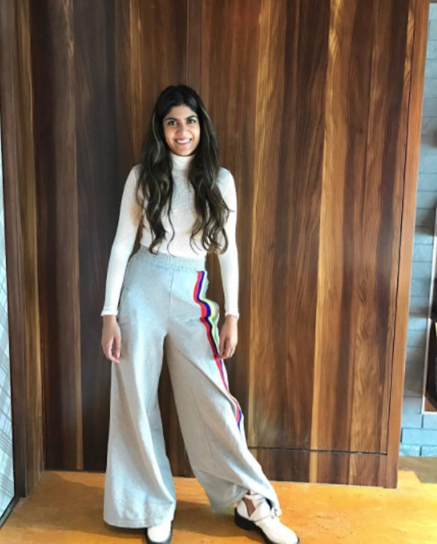 ananya birla, kumar mangalam birla, kumar mangalam birla daughter, kumar mangalam birla daughter Name, ananya birla Sing Songs, ananya birla First Company, ananya birla Handling Business, Entertainment News, Jansatta