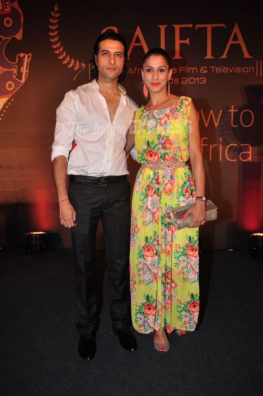 Bollywood, Bollywood drug, drug peddling, Mumait Khan, Fardeen Khan, Sanjay Dutt, Rahul Mahajan, Mamata Kulkarni, Shilpa Saklani, Apurva agnihotri, Vijay raaz, Drug Scandals, Drug Scandals Of Bollywood, Drug Scandals Ranbir Kapoor, Rahul Mahajan Drug, Drug Vijay Raaz, Celebrities Caught In Drug, Bollywood Drug Scandals