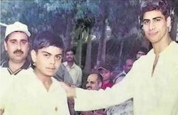 आशीष नेहरा संग वायरल फोटो पर विराट कोहली ने आखिरकार तोड़ दी चुप्पी, पढ़ें क्या बताया