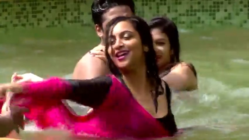 Bigg Boss 11, Bigg Boss Season 11, Bigg Boss Updates, Bigg Boss 11 Updates, Bigg Boss Pool Party, BB 11 Pool Masti, Bigg Boss Benafsha, Bigg Boss Hiten, Bigg Boss Akash, Bigg Boss Hina Khan, Bigg Boss Arshie Khan, Bigg Boss Bandagi, Puneesh and Bandagi Romance