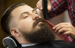 जानिए क्यों होते हैं दाढ़ी में डैंड्रफ, क्या है इससे निजात पाने का आसान तरीका