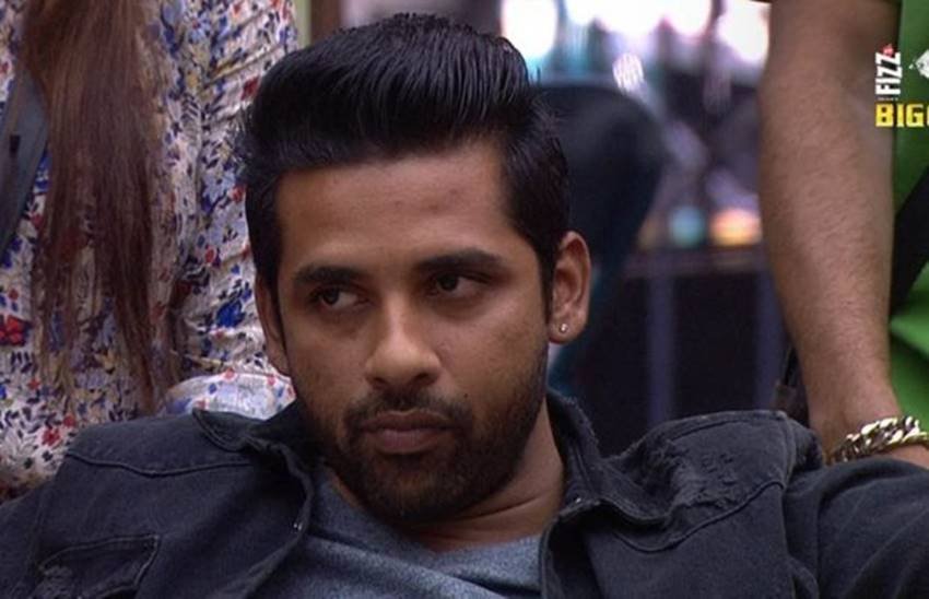 bigg boss 11, bigg boss puneesh, puneesh pee, puneesh peshaab, puneesh captain, bigg boss, bigg boss 10 start date, bigg boss 10 starting date, bigg boss 10 release date, bigg boss season 10 starting date, bigg boss 10 date, bigg boss 10 contestants list, bigg boss 10 start date 2016, bigg boss 10 official website, priyanka jagga, karishma tanna, gautam gulati, rishabh sinha, nature call, priya malik, kishwer merchant, ali quli mirza, sangram singh, task, hindi news, entertainment
