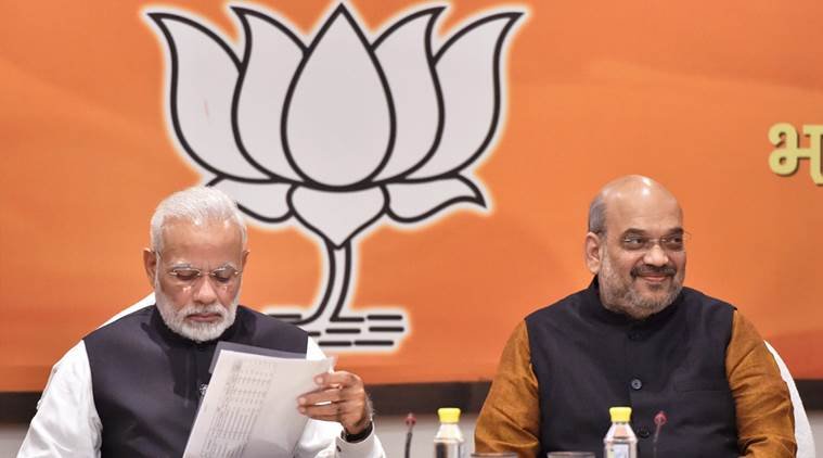 पीएम मोदी के साथ अमित शाह 
