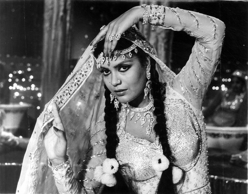 zeenat aman, zeenat aman birthday, zeenat aman photos, zeenat aman hot photos, zeenat aman, happy birthday zeenat aman news, zeenat aman news in hindi, birthday zeenat aman, zeenat aman films, zeenat aman movies, jansatta