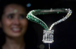 Diamond, Diamond Record, Diamond Cost, Diamond Highest Cost, Diamond Biggest Cost, Rs 220.5 Crore, Rs 220.5 Crore Diamond, Biggest Diamond, Record Prise, Record Cost, International news