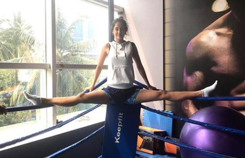 fitness freak, fitness freak bollywood celeb, alia bhatt, celebrity workout, workout, workout pics, bollywood, bollywood celebs workout, gym, shahid kapoor, anushka sharma, deepika padukone, Disha patani, tiger shroff, entertainment, jansatta