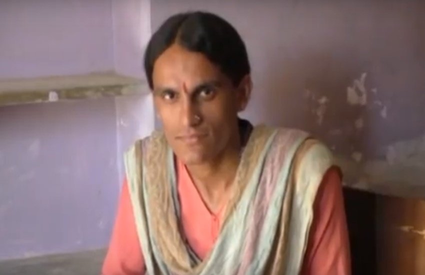 गंगा कुमारी राजस्थान की पहली और देश की तीसरी ट्रांसजेंडर हैं जिन्हें सरकारी विभाग में किसी पद पर नियुक्त किया गया है। (Photo Source: Video Grab)