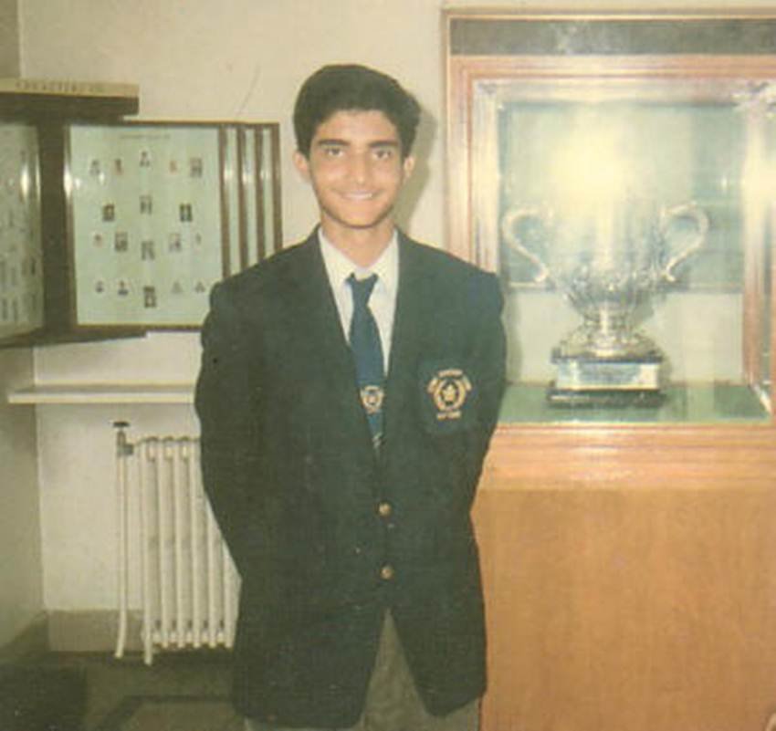 Childhood pictures of cricketers, Ms Dhoni, Rahul Dravid, Mahi, Sir ravindra Jadeja, Yuvi, sachin tendulkar,Virat Kohli,Yuvraj Singh, virendra sagwag, kapil dev, Rohit sharma childhood photos of indian cricketers