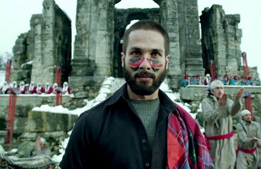 bollywood, famous films, cold temperature, films shot in winter, movies shot in winter, films shot in coldest temperature, celebrities, films shot in freezing temperature, movies shot in freezing temperature, jansatta