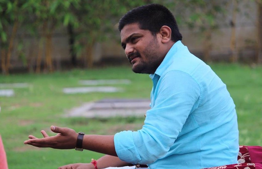 hardik patel, tattoo, hardik patel tattoo, Gujarat assembly polls, vikas gando thayo chhe, Hardik Patel, BJP, sagar savalia, Patidar quot, Gujarat Assembly Election 2017, Gujarat Assembly Election, Gujarat Election, Gujarat Election 2017, Gujarat news, jansatta