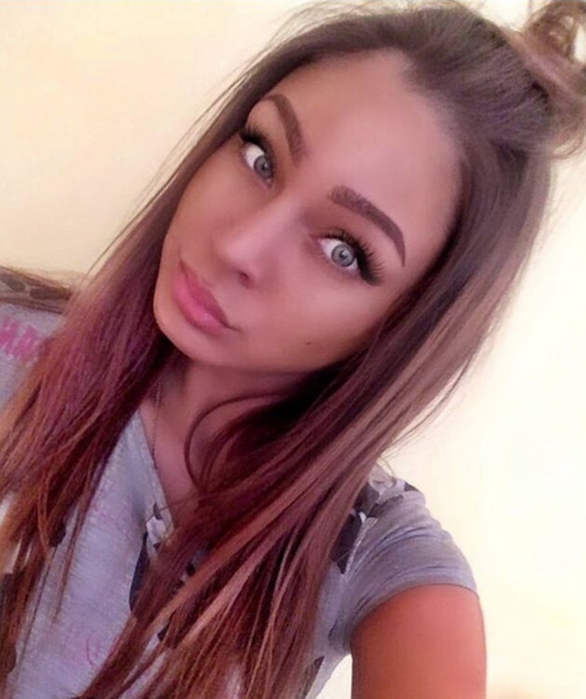 Viktoria Demeshkina, Sexiest School Teacher, Teacher Got Sacked, Hot School Teacher, School Teacher Controversy, Weird News, Khabar Zara Hatke, Entertainment News, Jansatta