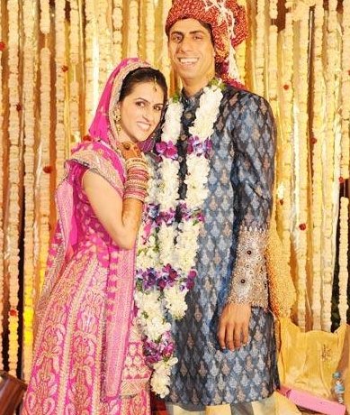 Ashish Nehra, Ashish Nehra India, India Ashish Nehra, Nehra India, India Nehra, ashish nehra farewell, India vs New Zealand, Ashish Nehra, Feroz Shah Kotla, Indian cricket team, 1st T20I, New Zealand cricket team, IND v NZ, cricket, nehra memorable journey, ashish nehra farewell, ashish nehra farewell photos, ashish nehra farewell pics, ashish nehra with rushma, aSHISH NEHRA love life, ashish nehra marriage, ashish nehra wife, ashish nehra girl friend
